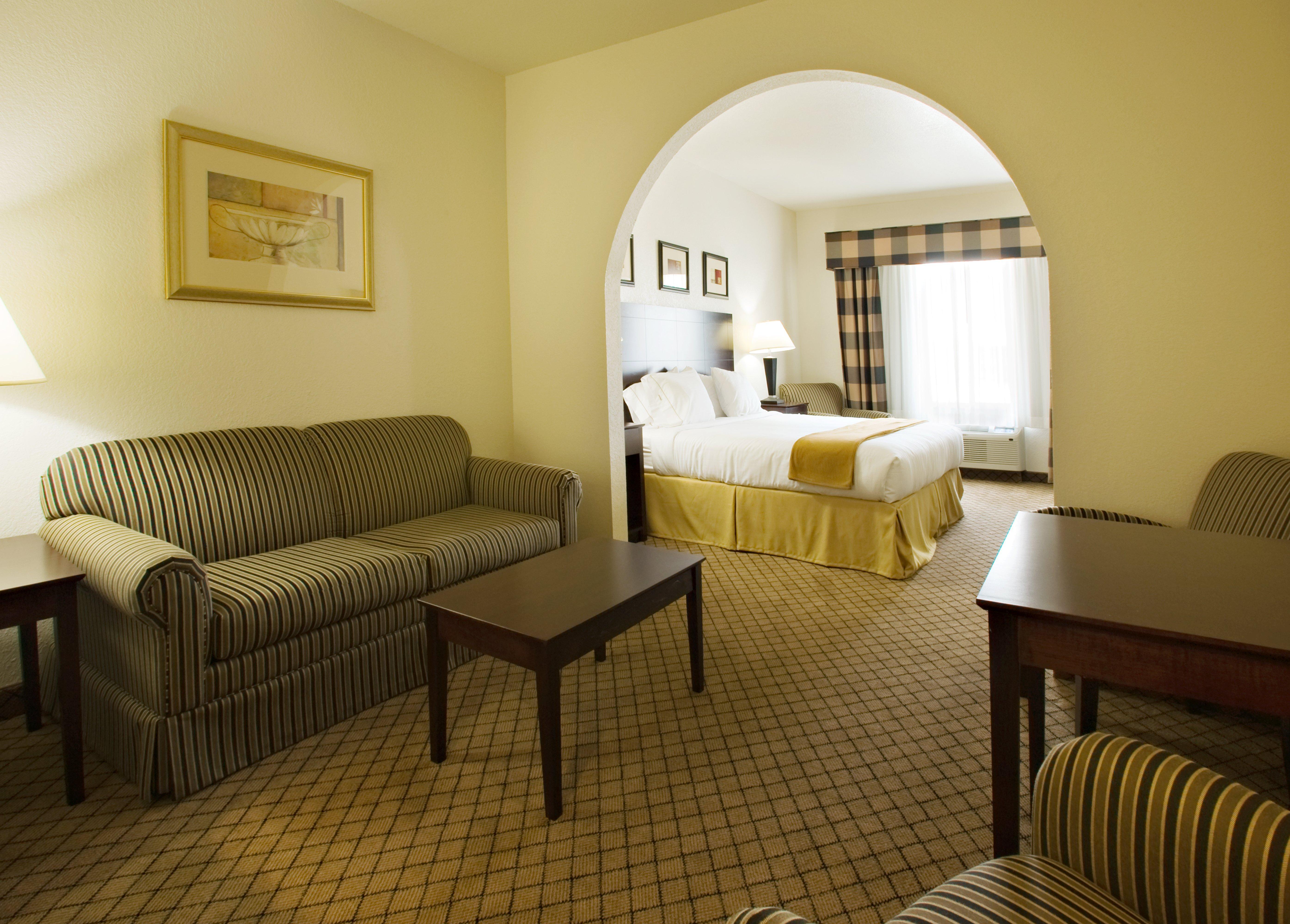 Holiday Inn Express Childress By Ihg Exterior foto