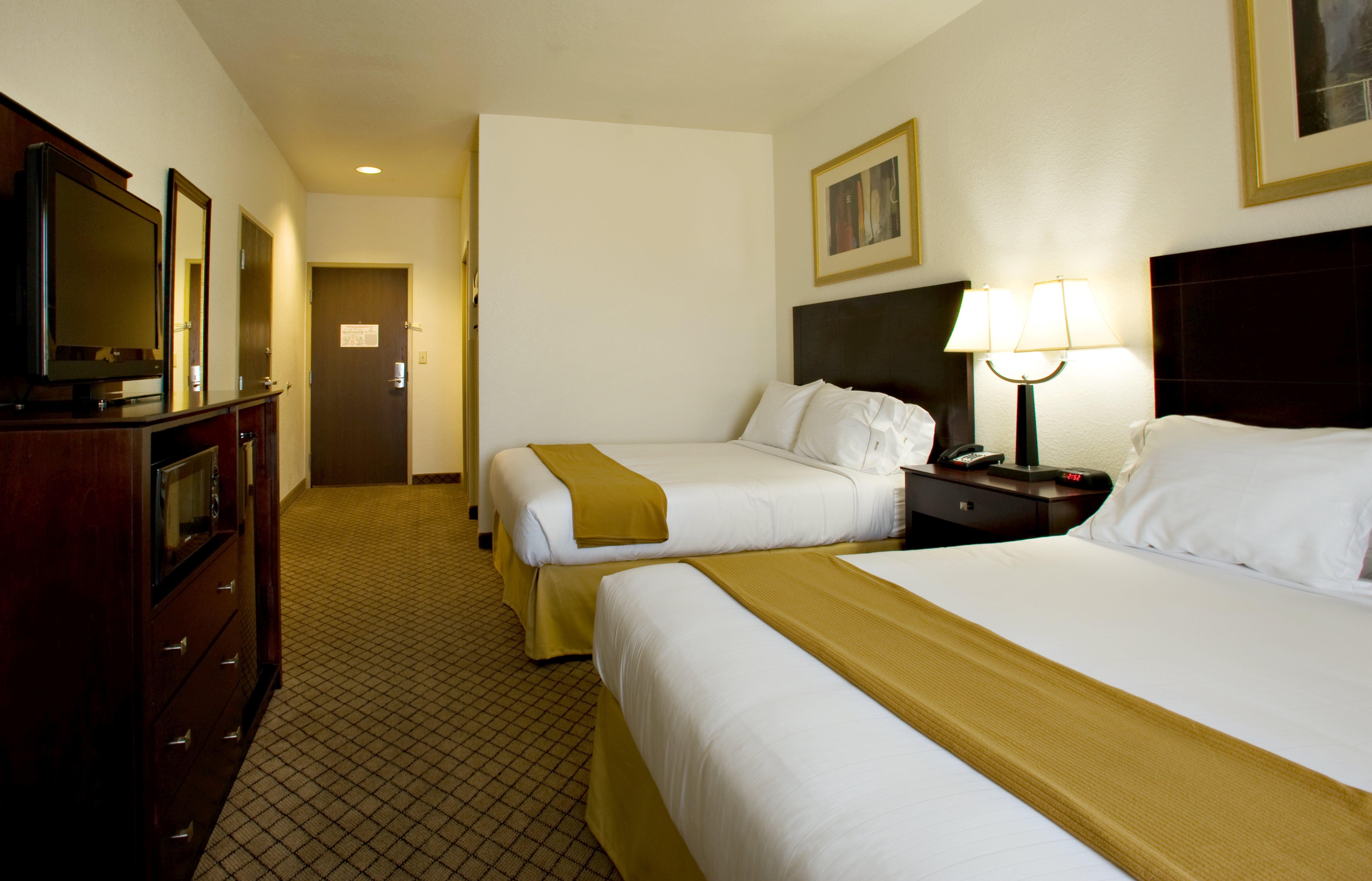 Holiday Inn Express Childress By Ihg Exterior foto